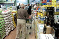  کالاهای اساسی گران نمی شوند/توزیع نامحدود برنج و شکر برای تنظیم بازار