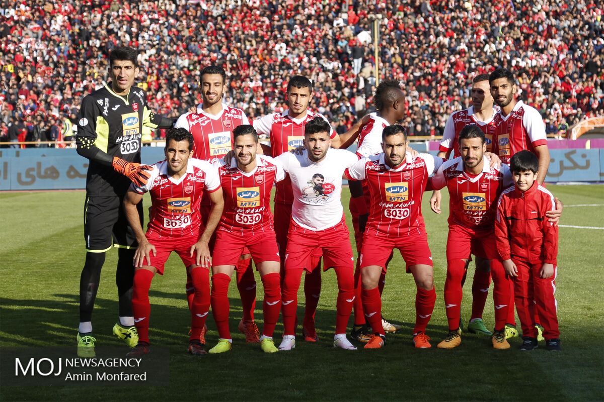 دیدار تیم های پرسپولیس تهران و ذوب آهن اصفهان (2)