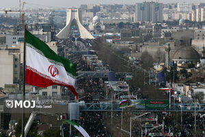 هیئت دولت از مردم برای حضور پرشور در راهپیمایی ۲۲ بهمن دعوت کرد