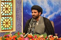 نماز جمعه بستر بصیرت‌افزایی در جامعه است