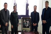 مدیرکل بنیاد شهید و امور ایثارگران استان ایلام با فرماندار و فرمانده سپاه ناحیه ایوان دیدار کرد