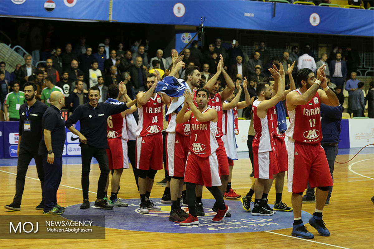 دیدار تیم های  ملی بسکتبال ایران و عراق