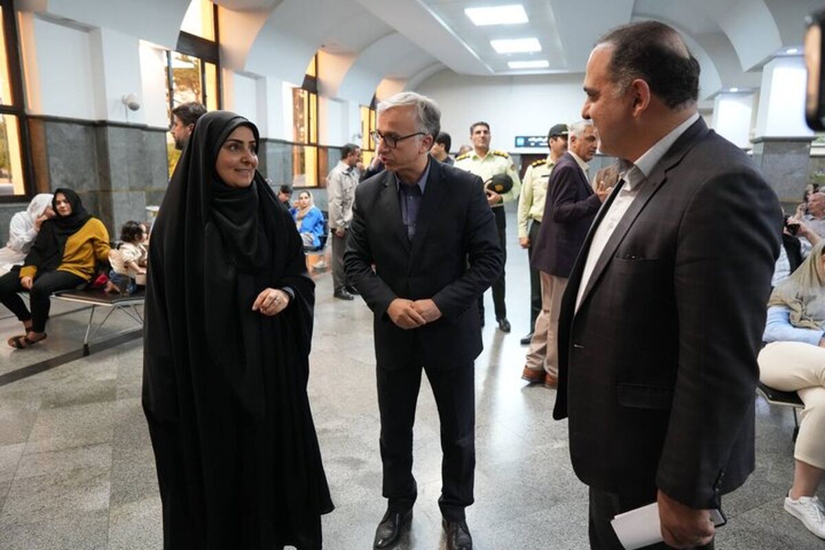فرزانه صادق