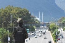 ۱۰ هزار نیروی امنیتی در پایتخت پاکستان همزمان با ورود مقام‌های آمریکایی مستقر شدند