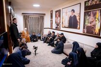 نماینده رهبر معظم انقلاب در منزل خانواده‌های فرماندهان شهید حزب‌الله لبنان حضور یافت