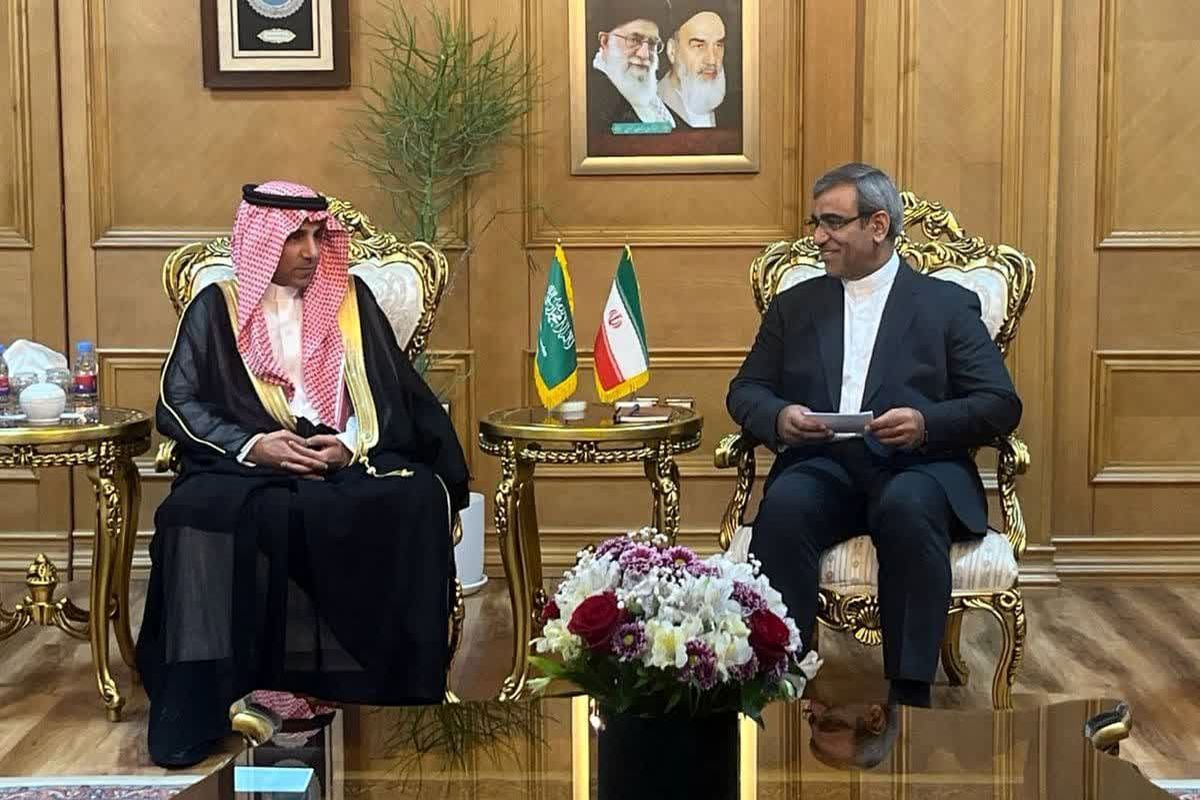 خواهرخواندگی مشهد و مدینه