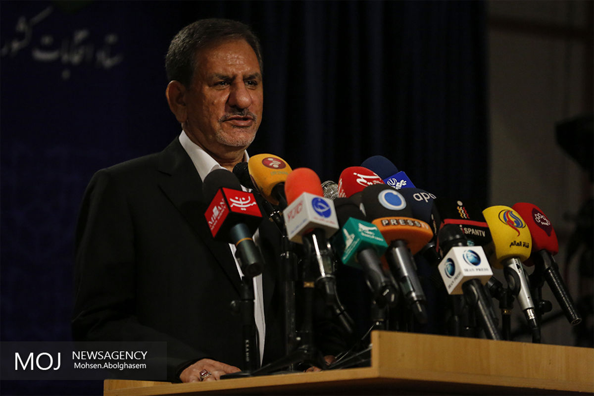 بازدید اسحاق جهانگیری از ستاد انتخابات کشور