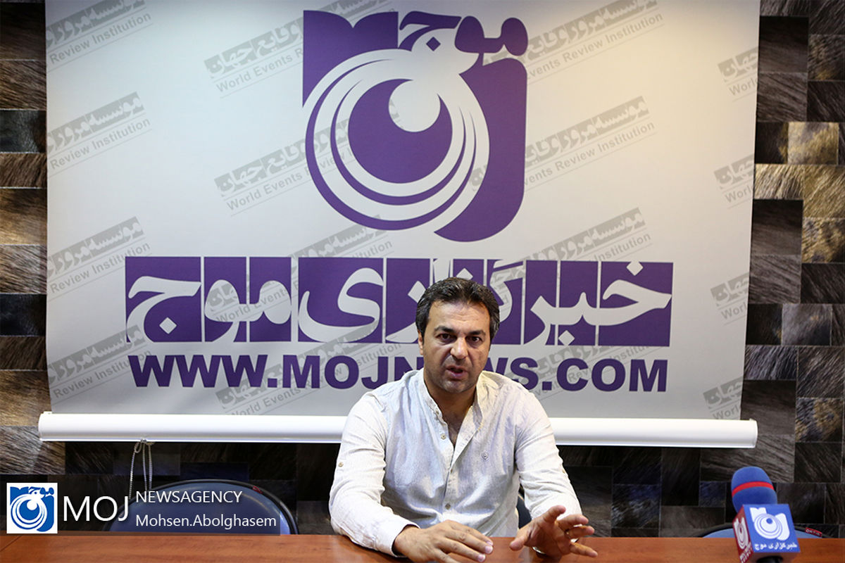 مصاحبه با بهزاد داوری