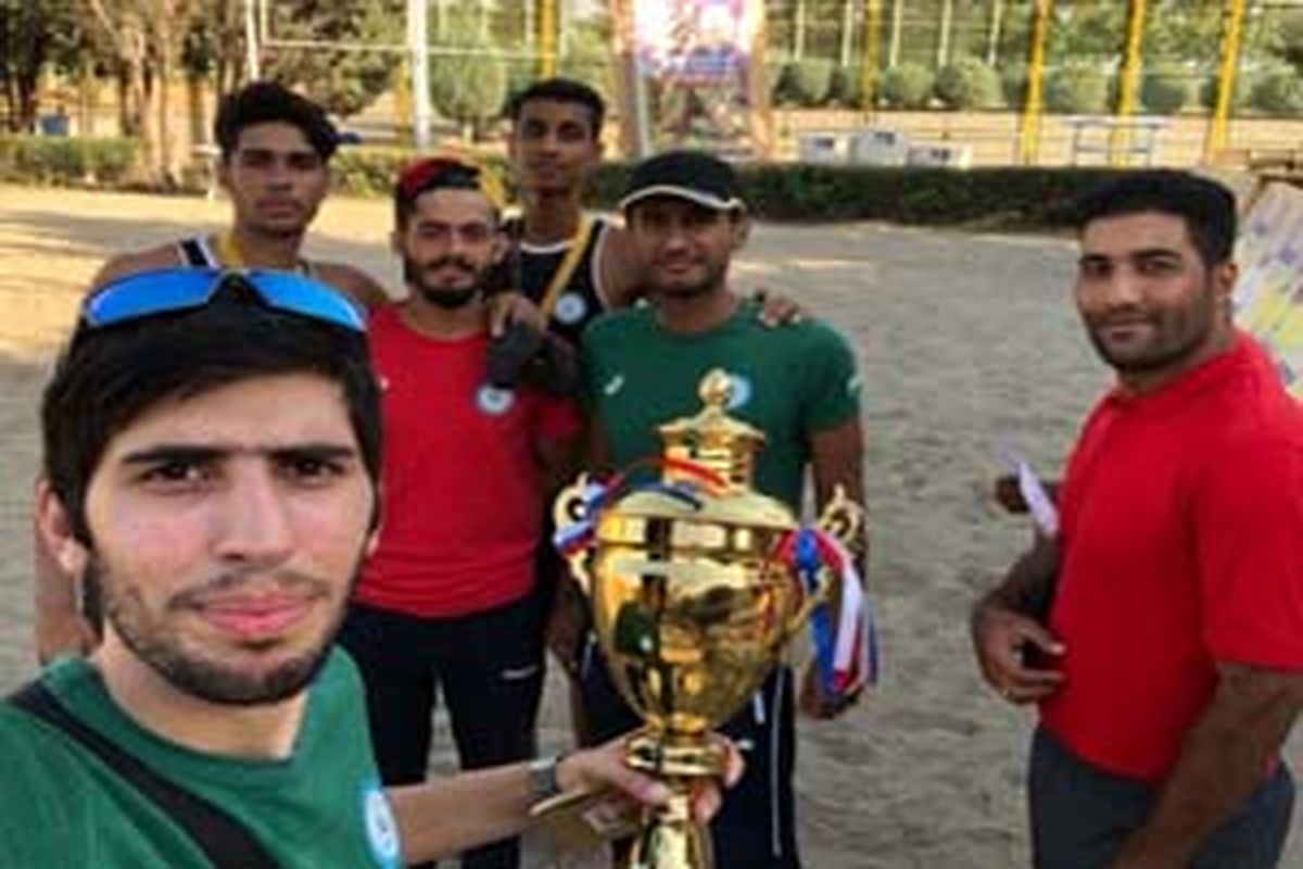 تیم والیبال ساحلی