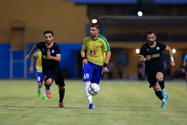 صنعت‌نفت با شکست برابر پارس جنوبی از صعود فاصله گرفت