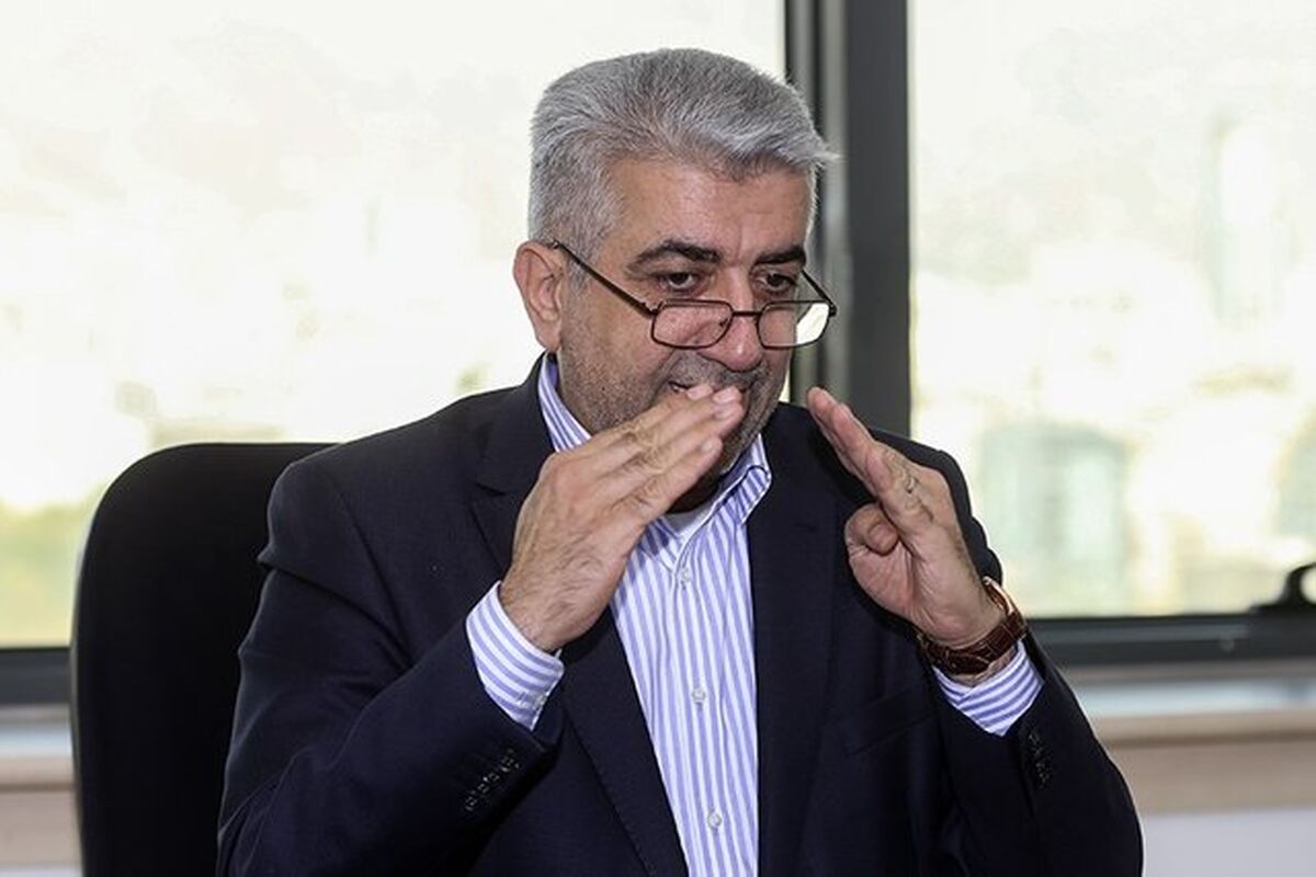 اصفهان- وزیر نیرو
