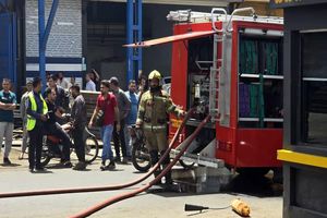 هفت باب مغازه در بازار تاریخی تبریز طعمه حریق شد