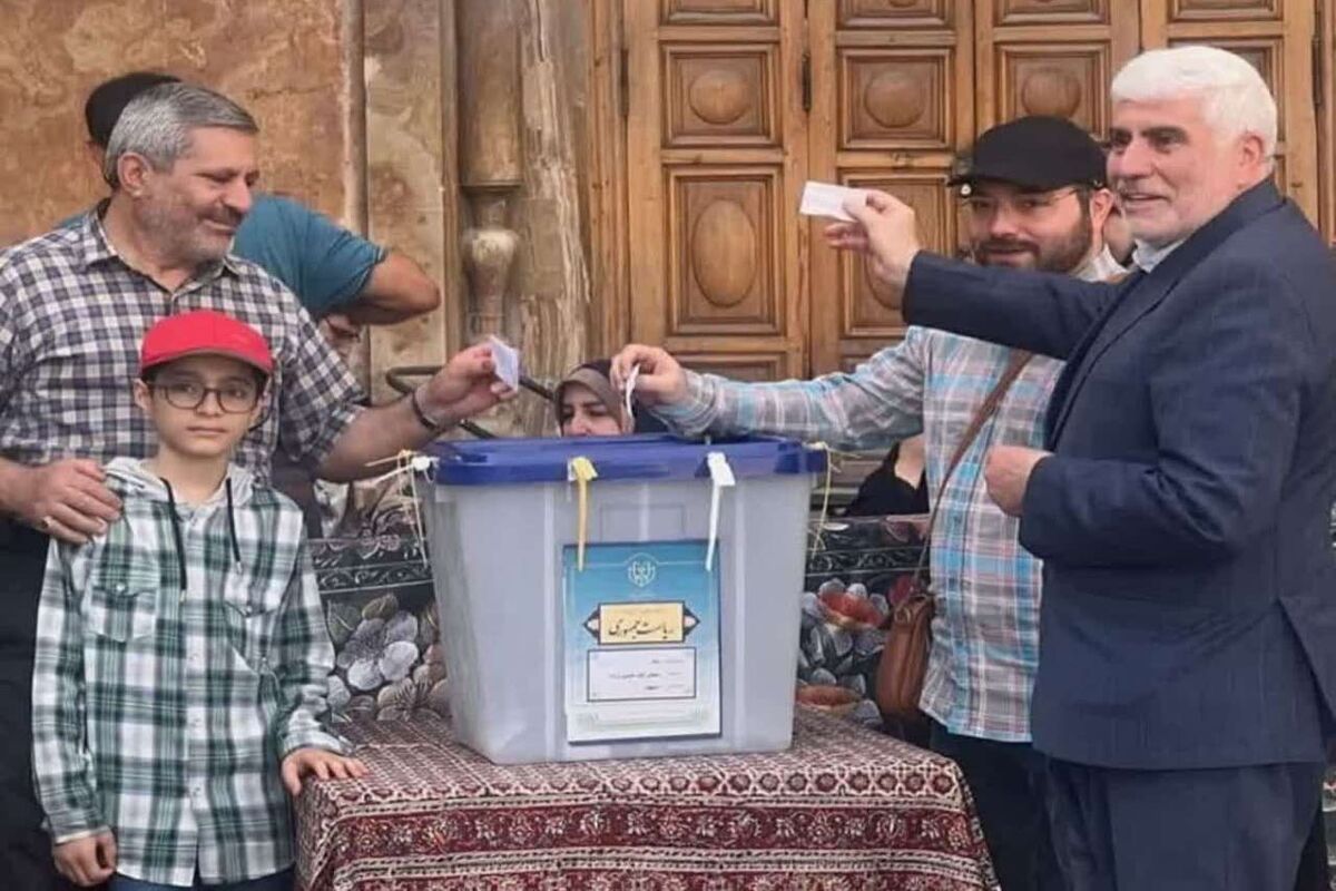 پسر سردار زاهدی