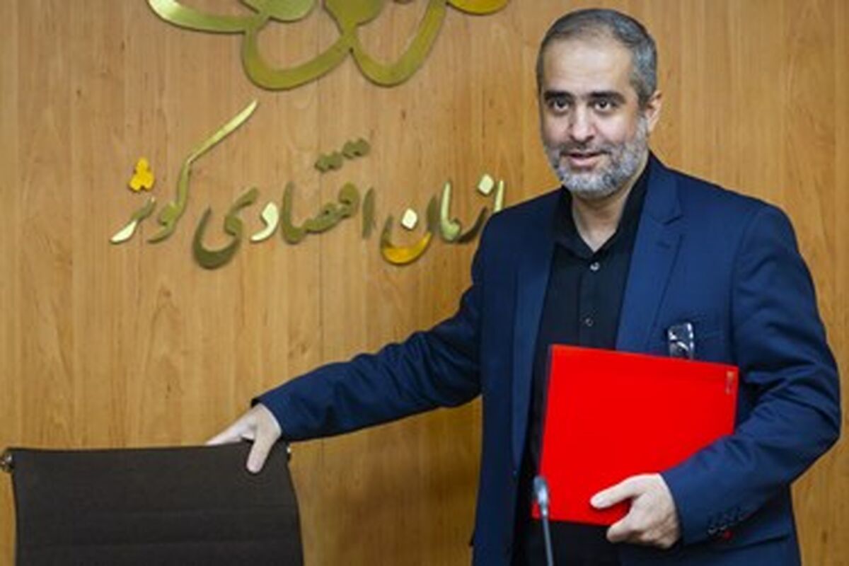 ناصر فخاری