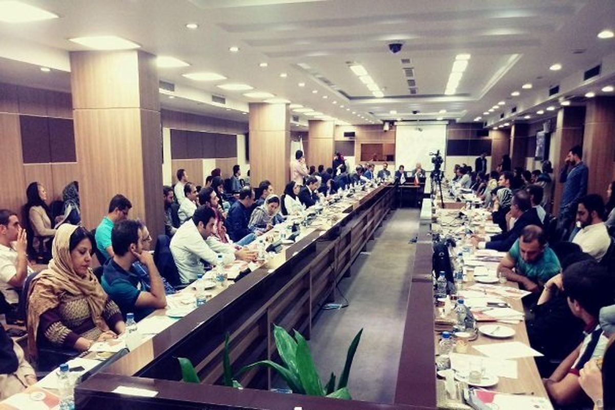 نشست استارت آپ