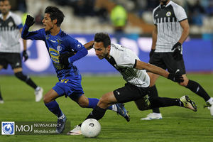 پخش زنده بازی نفت‌ مسجدسلیمان و استقلال از شبکه سه سیما