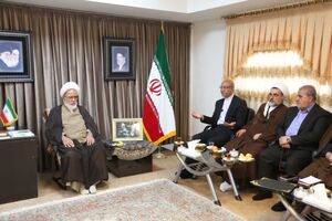 وحدت مردم نقشه‌های دشمنان را خنثی کرد
