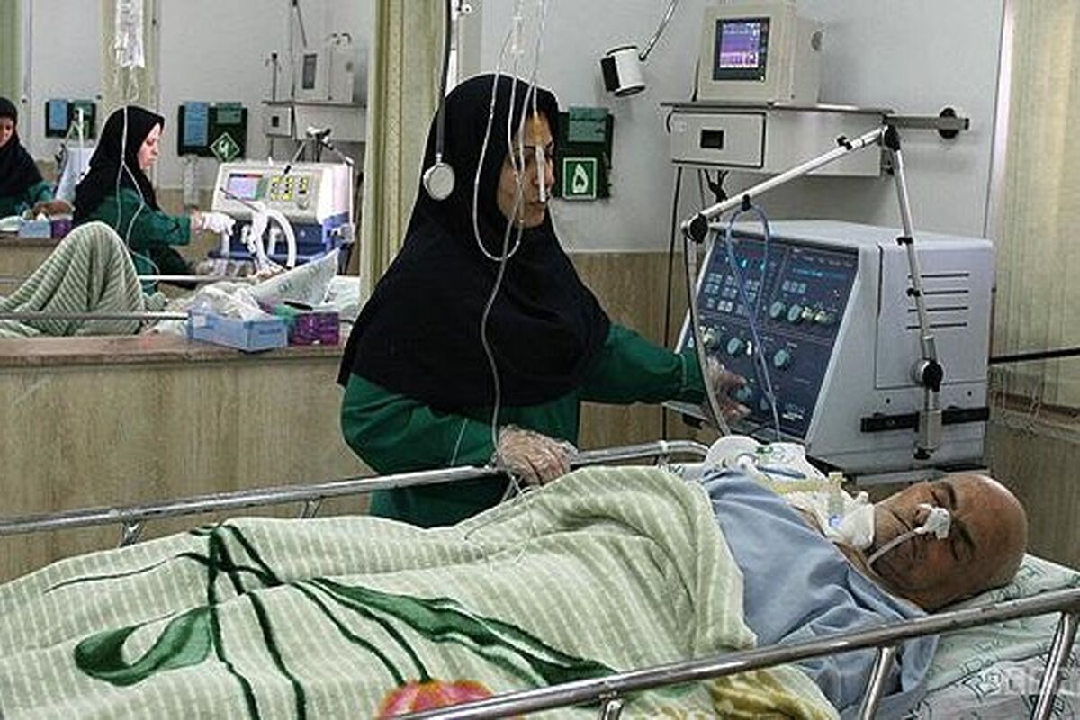 ارائه ی خدمات درمانی در بیمارستان قشم