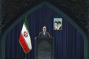 حضور در انتخابات مظهر قدرت ملی مردم است
