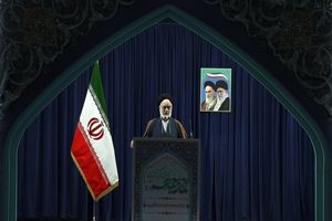 حضور در انتخابات مظهر قدرت ملی مردم است