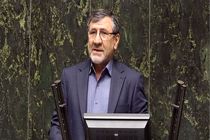 افزایش حقوق ۱۰ درصد است و مردم بهتر است با این شرایط بسازند