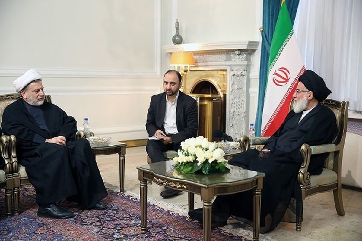 دیدار هاشمی با حمودی