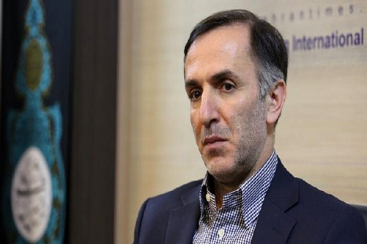حمید زادبوم