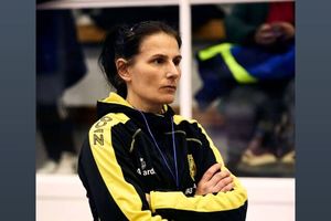 آنا کریستیانا سیائورا هدایت هندبال زنان ایران را برعهده گرفت