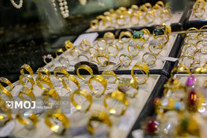 جدیدترین قیمت طلا و سکه در بازار امروز؛ نوسانات ۲۱ آبان ۱۴۰۴