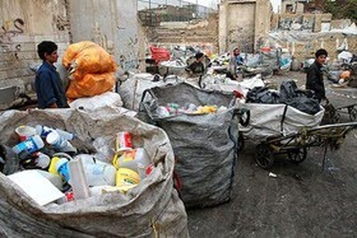 انبار ضایعاتی در بندرعباس 