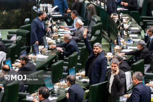 هیچ مانعی برای تأسیس بانک از سوی اصناف وجود ندارد