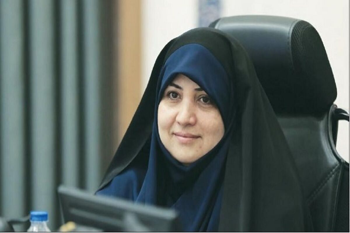 فرزانه کلاهدوزان