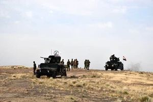 حشد شعبی گروهک وابسته به داعش را در الانبار متلاشی کرد