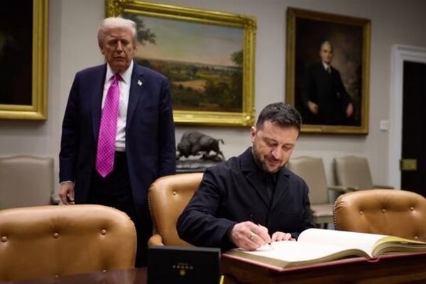 زلنسکی به نهایی کردن طرح صلح در دیدار با ترامپ امیدوار است