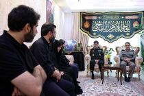 سردار رادان و سردار کارگر با خانواده شهید شادمانی دیدار کردند