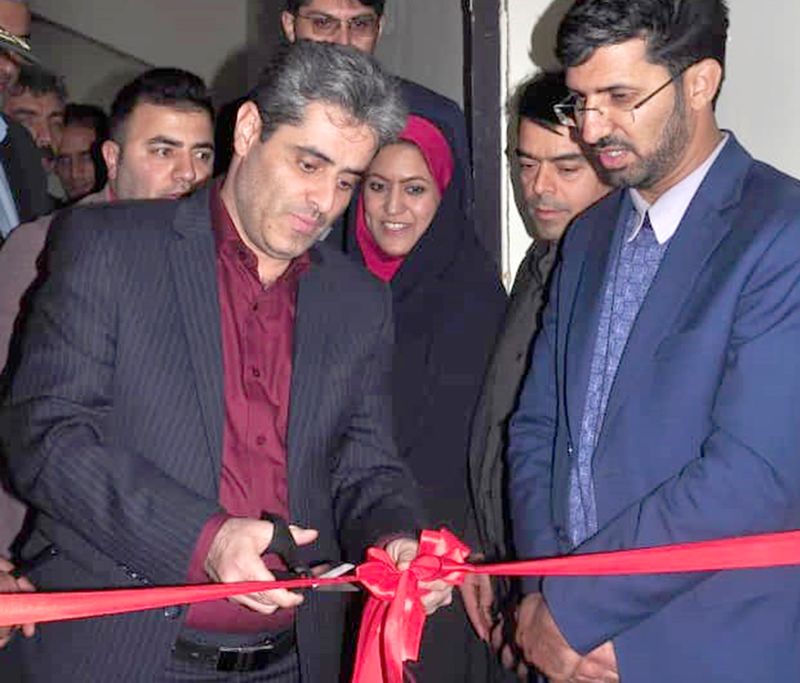 نمایشگاه چهل ستون امید در مرکز زینبیه اصفهان افتتاح شد