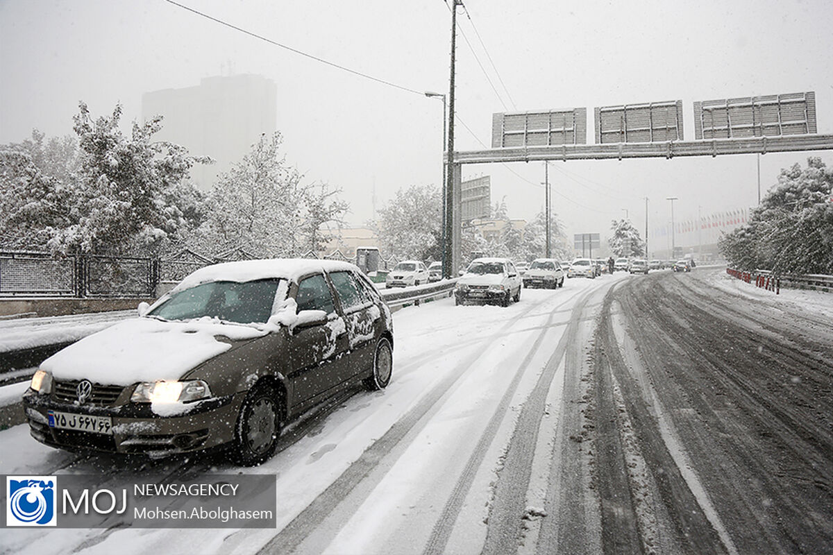 بارش برف پاییزی در تهران