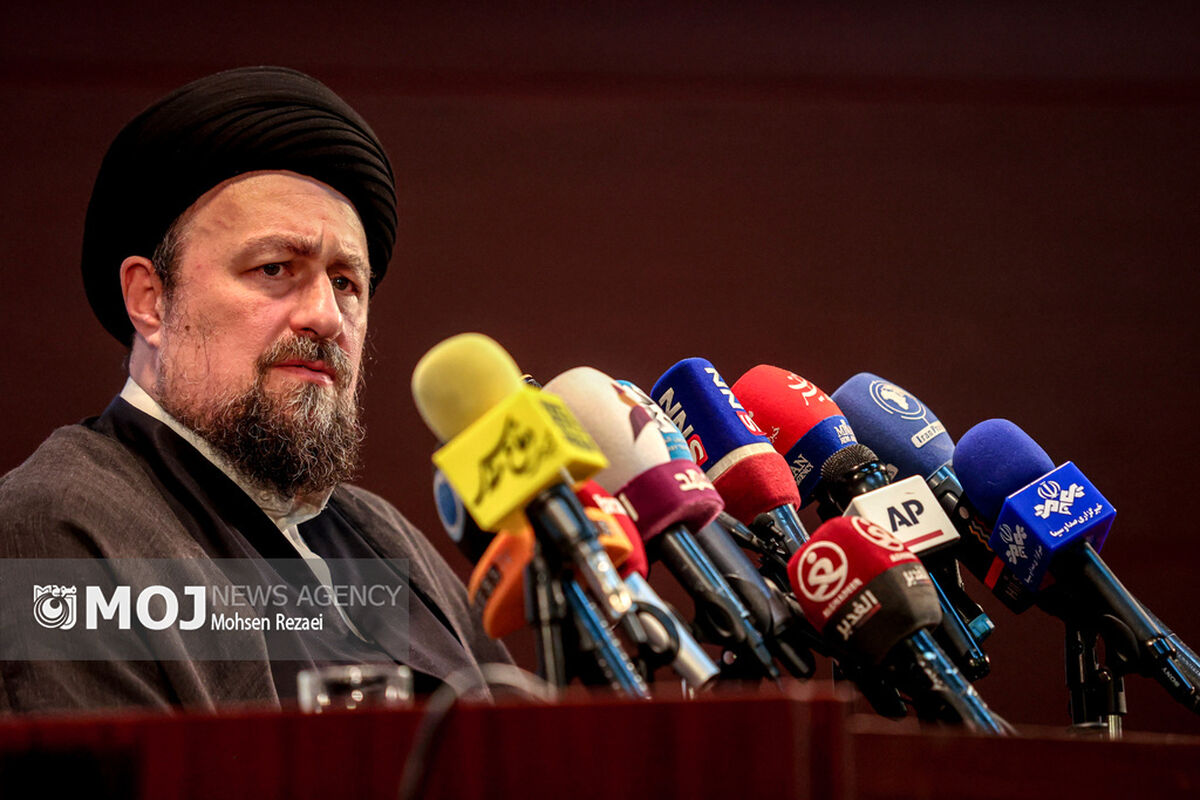 تجدید میثاق کارکنان وزارت ورزش و خارجه با آرمان های امام خمینی (ره)