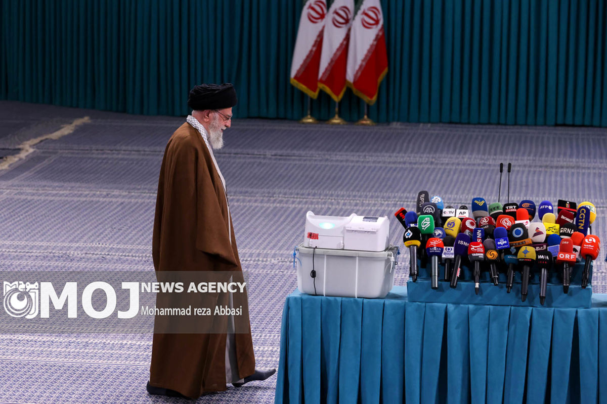 حضور رهبر انقلاب در دور دوم انتخابات مجلس شورای اسلامی
