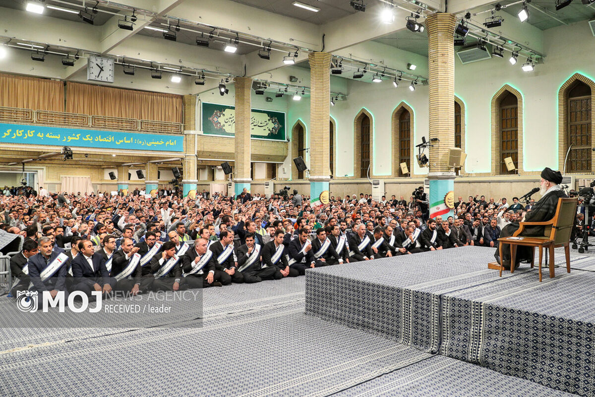 دیدار کارگران با رهبر انقلاب اسلامی