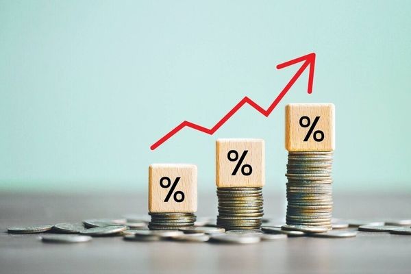 تورم صعودی، نفت نزولی بود