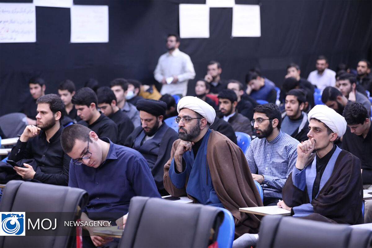 جلسه پرسش و پاسخ سخنگوی دولت با طلاب حوزه علمیه مروی تهران 