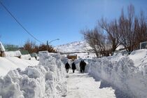 برقراری شبکه آب، برق و گاز در کوهرنگ مشکل اصلی است