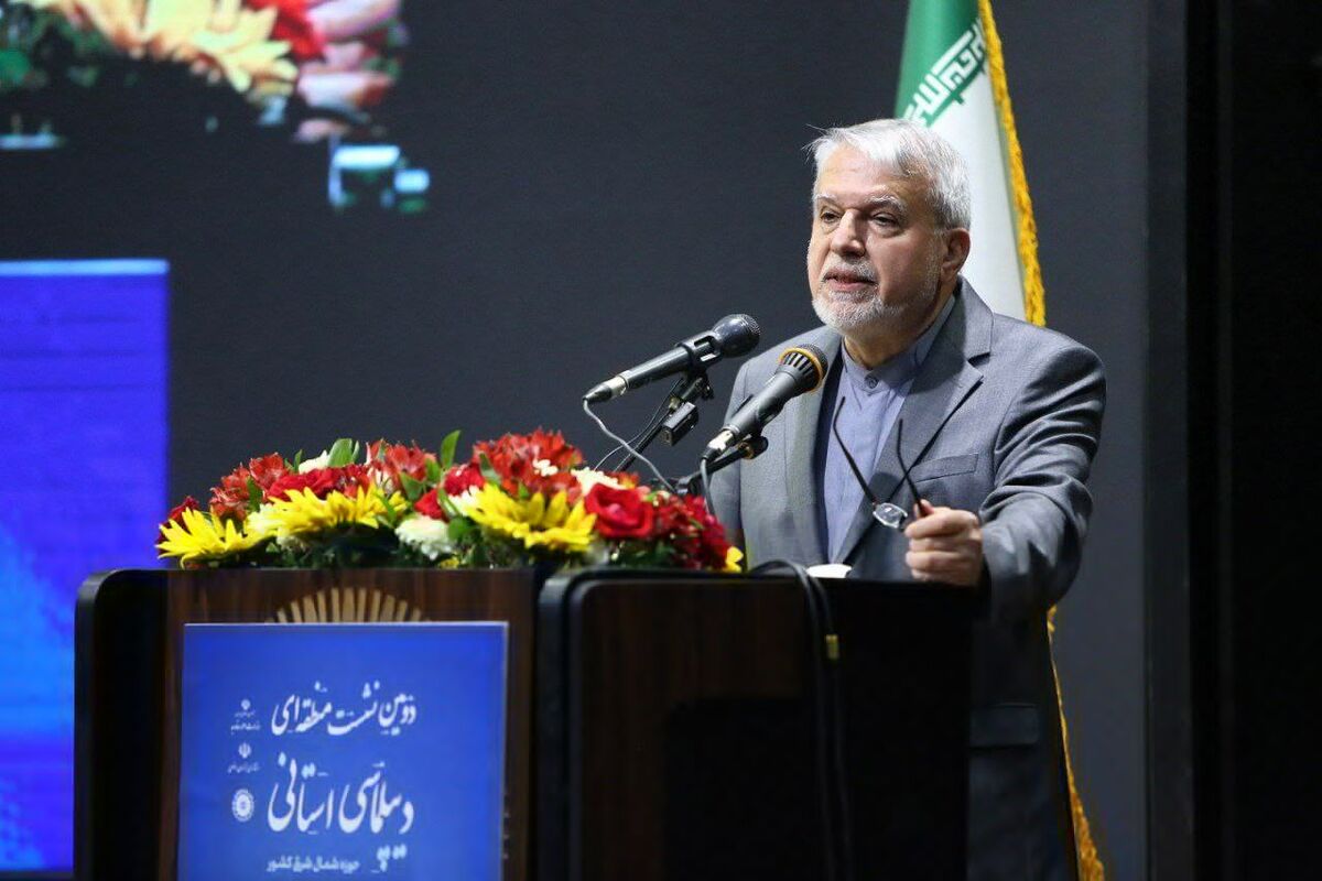 وزیر میراث فرهنگی گردشگری و صنایع دستی