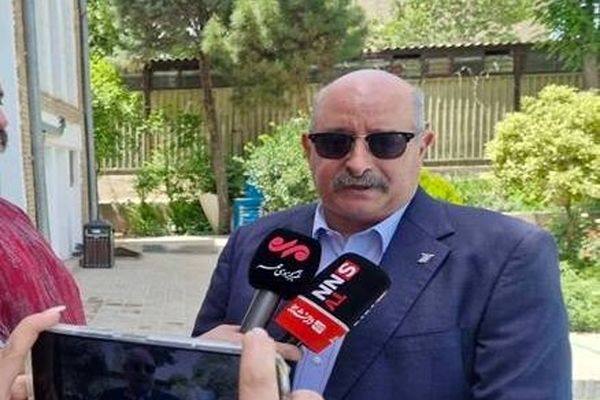 تجربه تاریخی نشان داده است، تهدید ملت‌های مستقل راه به جایی نمی‌برد