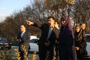 معاون رئیس‌جمهور و رئیس سازمان محیط‌زیست وارد اردبیل شد / بازدید از تالاب شورابیل و تجدیدمیثاق با شهدا 