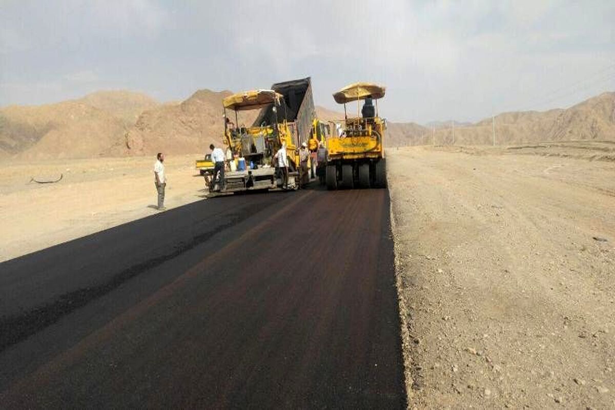 چهارخطه کردن محور سلفچگان-ساوه