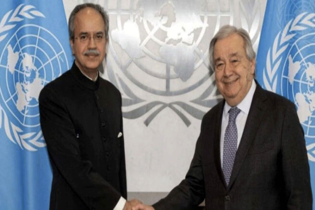 دبیرکل سازمان ملل با نماینده پاکستان