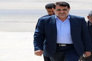 استاندار هرمزگان جهت رسیدگی به وضعیت دانش آموزان حادثه دیده عازم شهرستان داراب شد