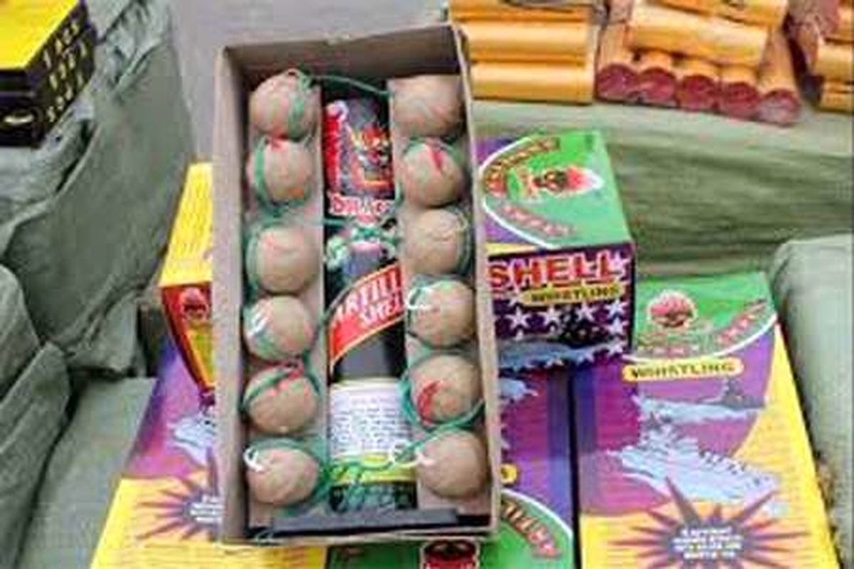 اصفهان- مواد محترقه